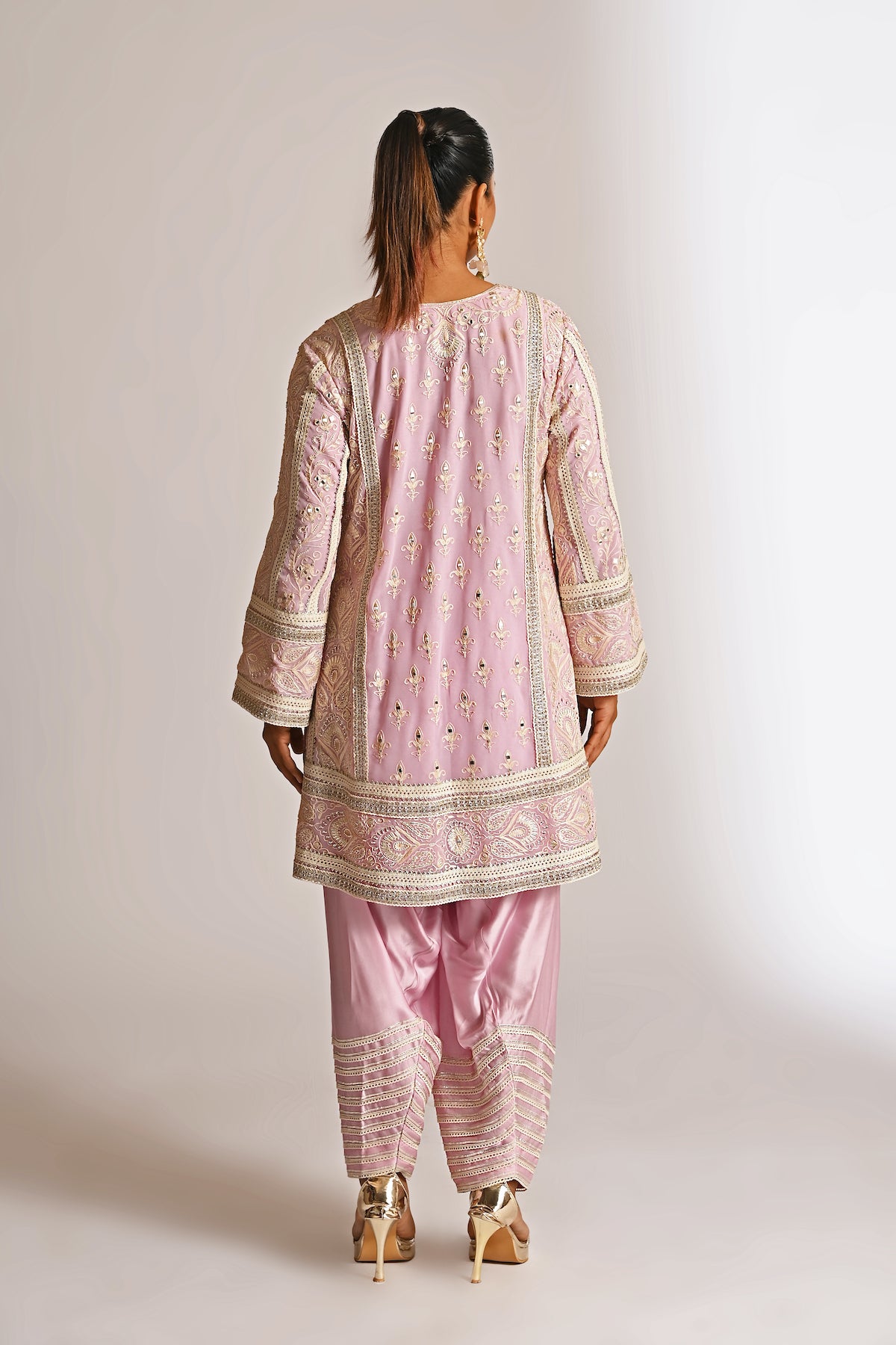 Amyra - Short Kurta Set - Pink