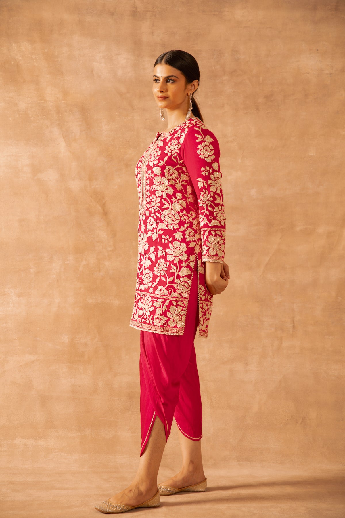 Nazrana - Flower Jaal Short Kurta Set - Magenta Pink