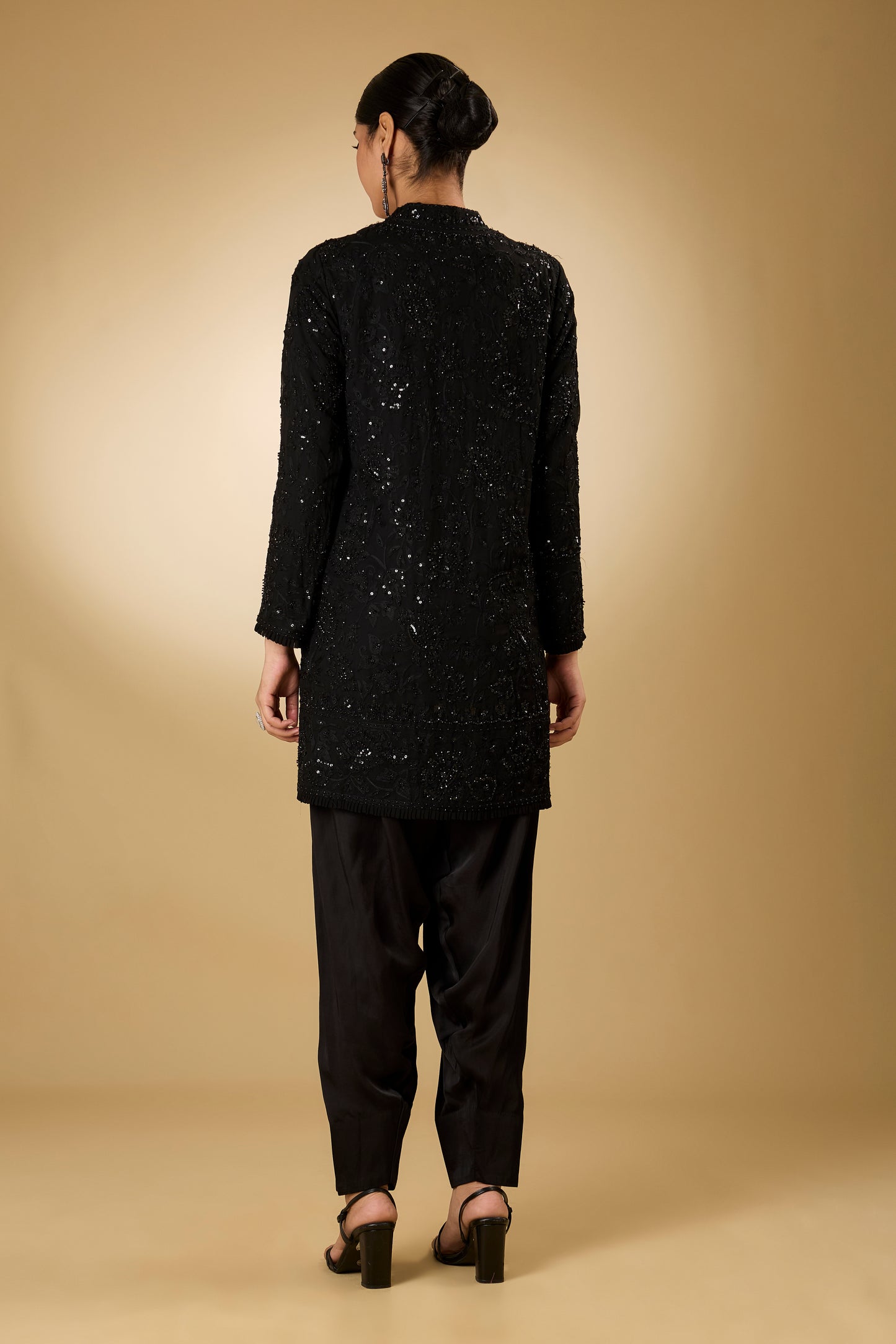 Flower Jal - Tone On Tone - Short Kurta Set