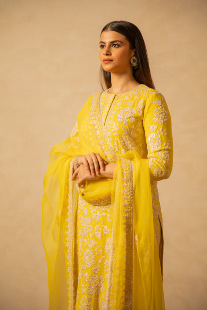 Nazrana - Flower Jaal Long Kurta Set - Lime Yellow