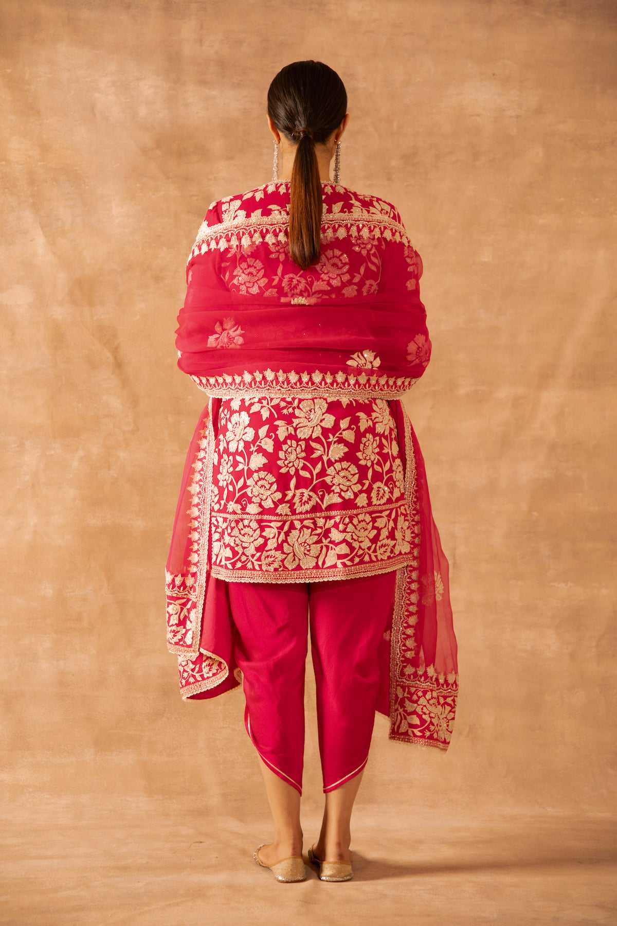 Nazrana - Flower Jaal Short Kurta Set - Magenta Pink